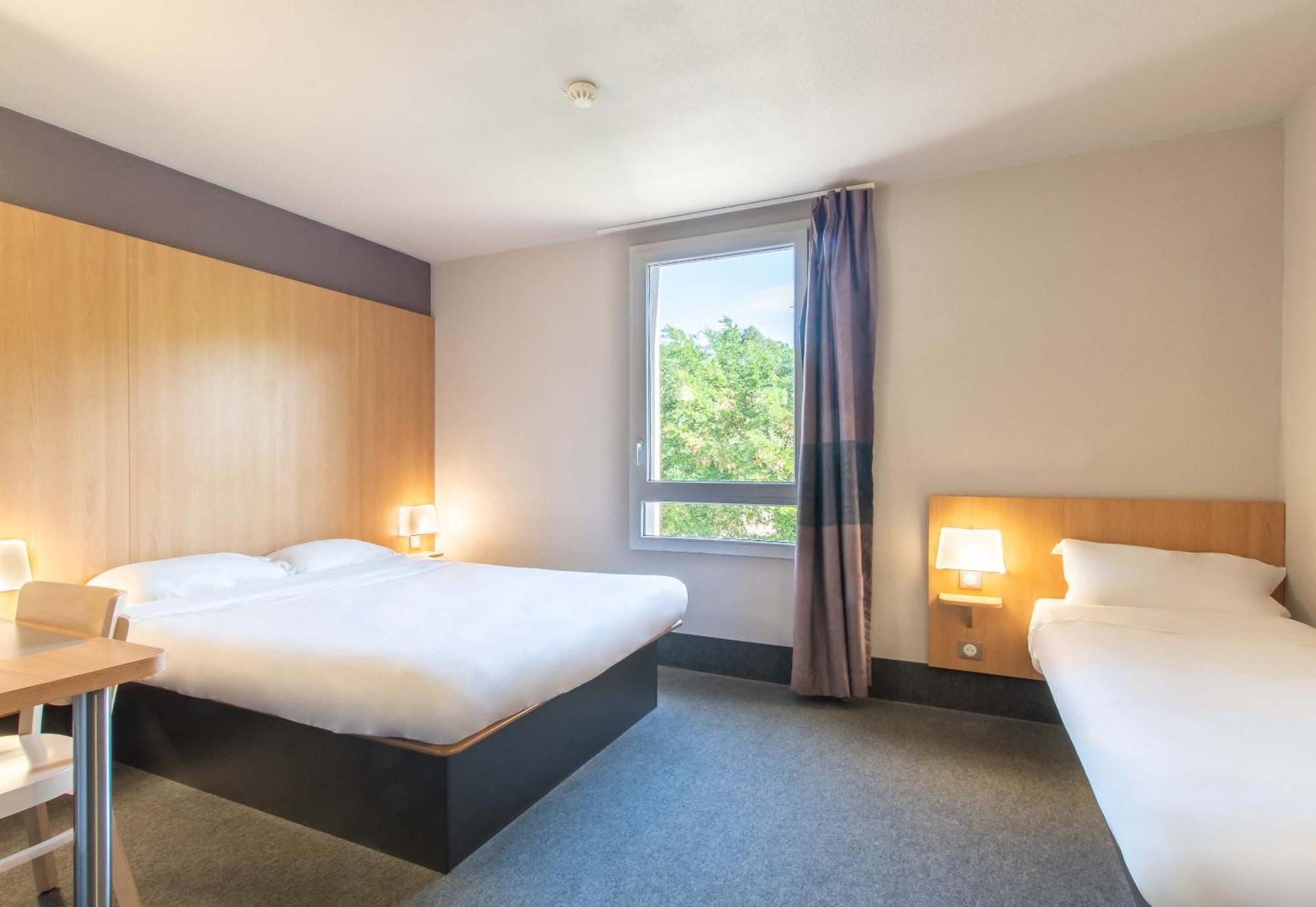 B&B Hotel Ales - Pole Mecanique Saint-Martin-de-Valgalgues Ngoại thất bức ảnh